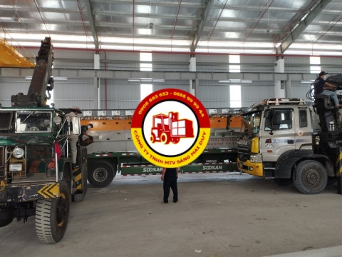 Cẩu máy sản xuất đá hoa cương nặng 35 tấn tại công ty Area Stone (2023)