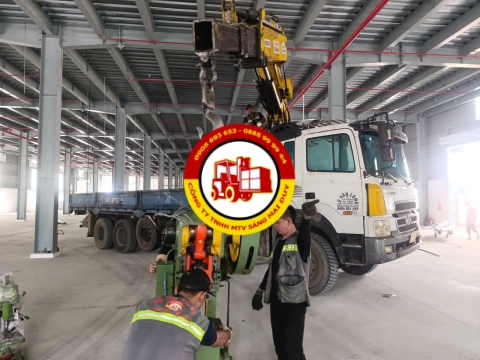 Nâng Cẩu máy đột - Đức Hòa - Tây Ninh